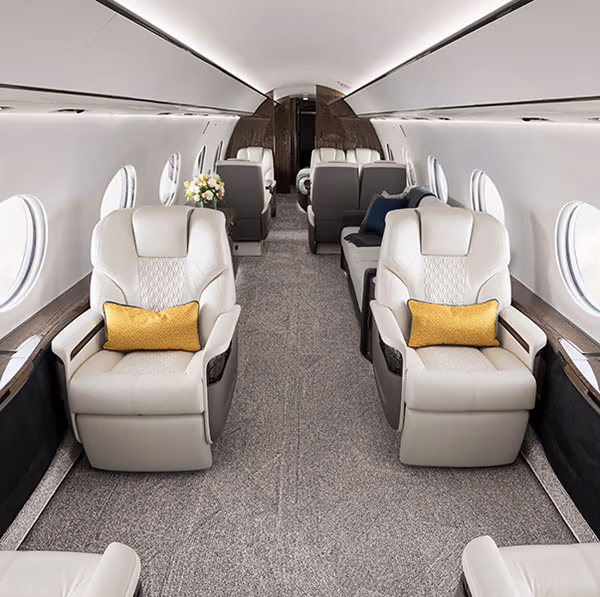 Gulfstream G700 cabin with full master suite configuration